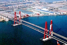 名港トリトン・西大橋
